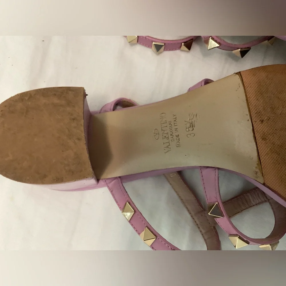 Valentino Lavender Sandals with Gold Studs - Picture 11 of 11